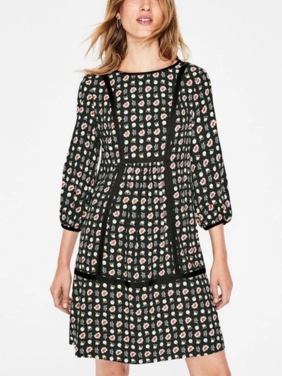 Boden Dresses & Skirts - Boden Luna Shift Dress